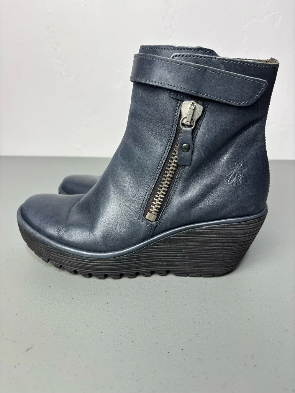 Fly London Yava Ankle Boot Wedge Bootie Blue  39 EU/ 8-8.5 US Biker Fashion